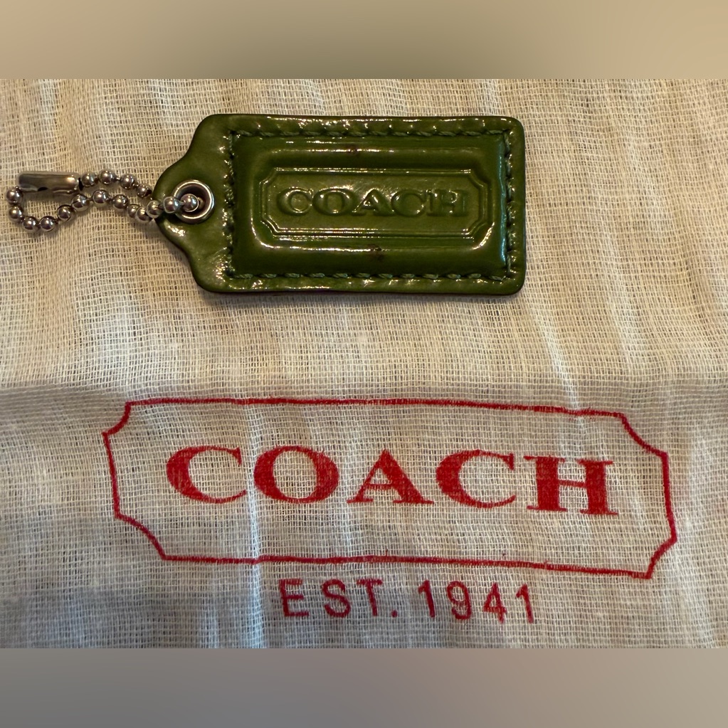 Coach Green Leather Hang Tag